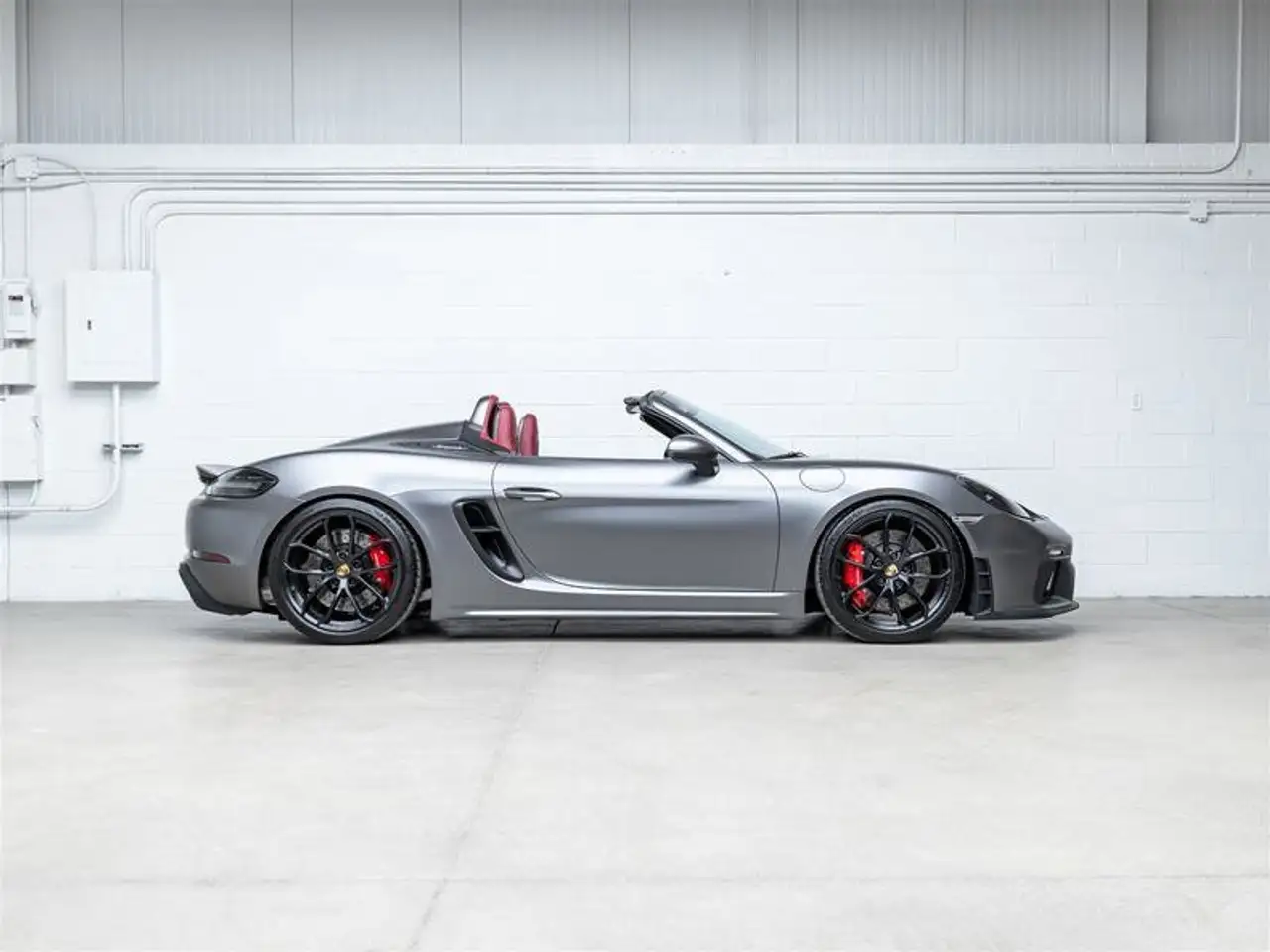 Porsche 718 Spyder снимка Porsche 718 Spyder