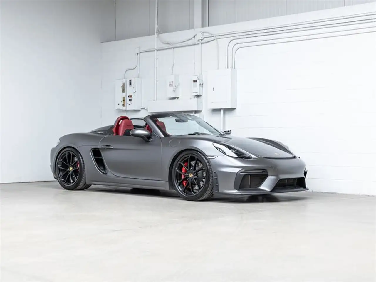 Porsche 718 Spyder снимка Porsche 718 Spyder