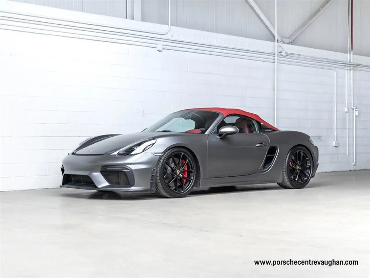 Porsche 718 Spyder снимка Porsche 718 Spyder