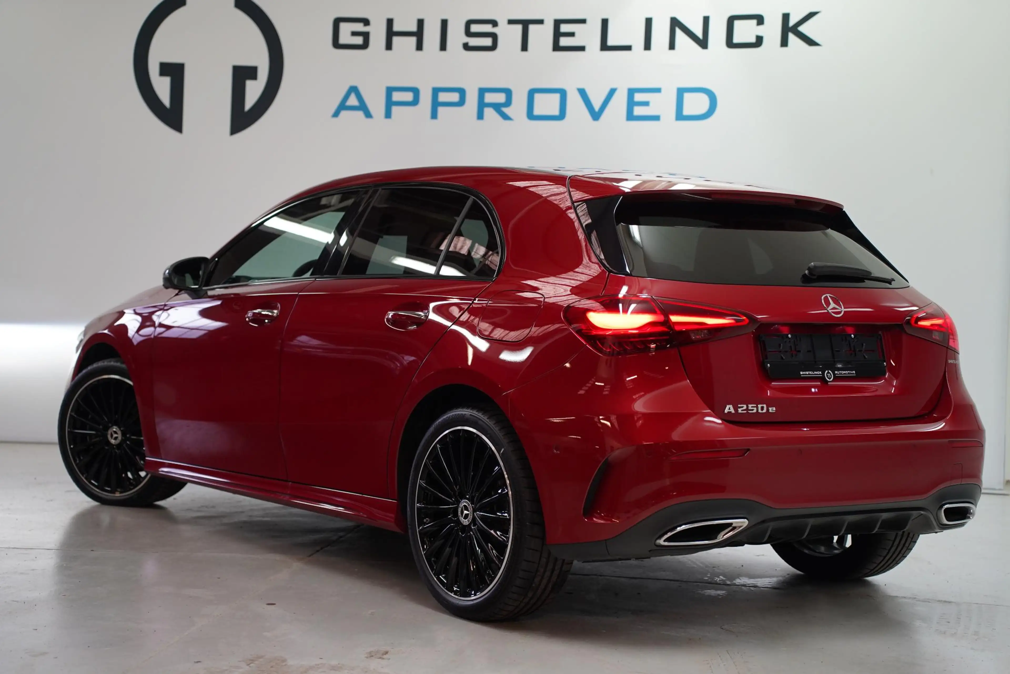 Mercedes-Benz A 250 A e AMG Line — photo 9