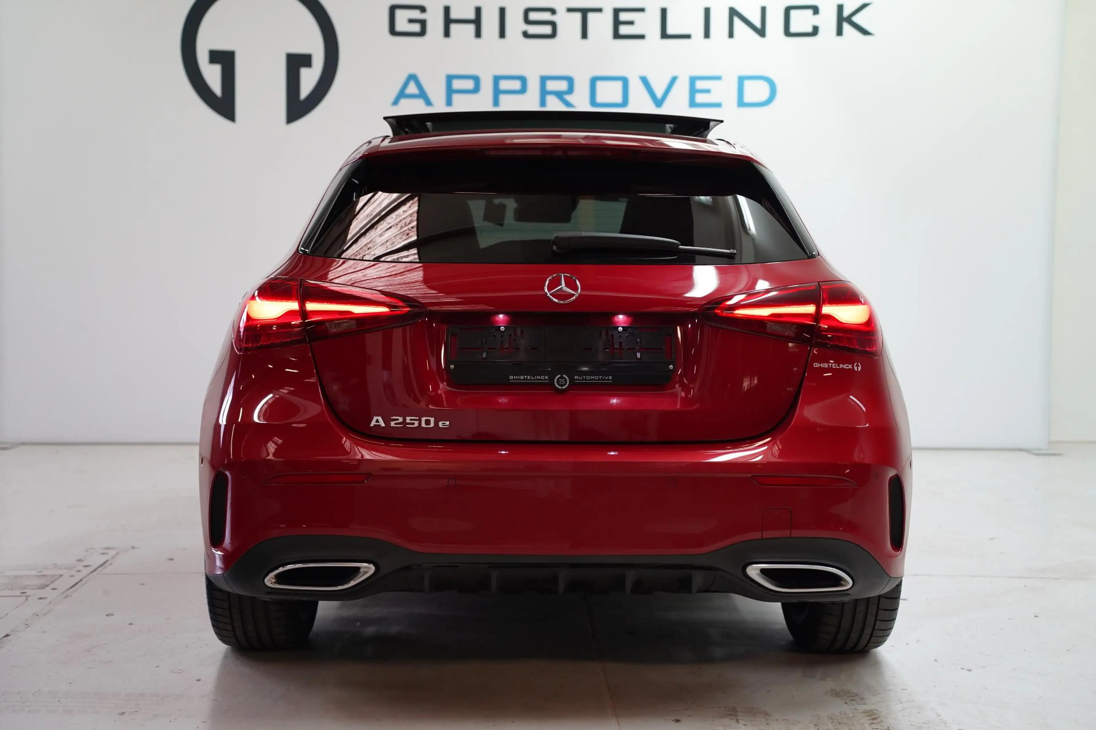 Mercedes-Benz A 250 A e AMG Line — photo 7