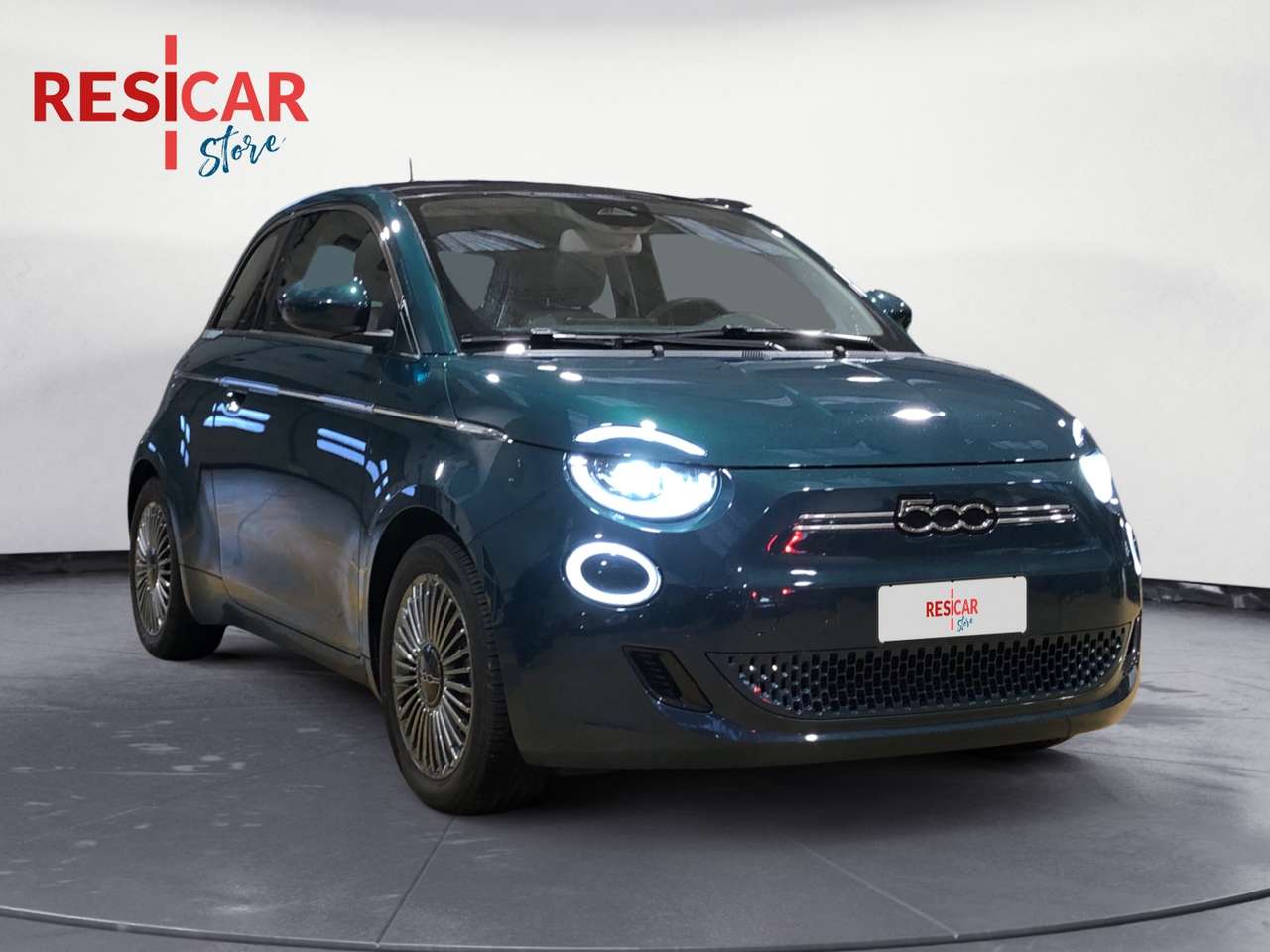 Fiat 500e 42 kWh  La Prima
