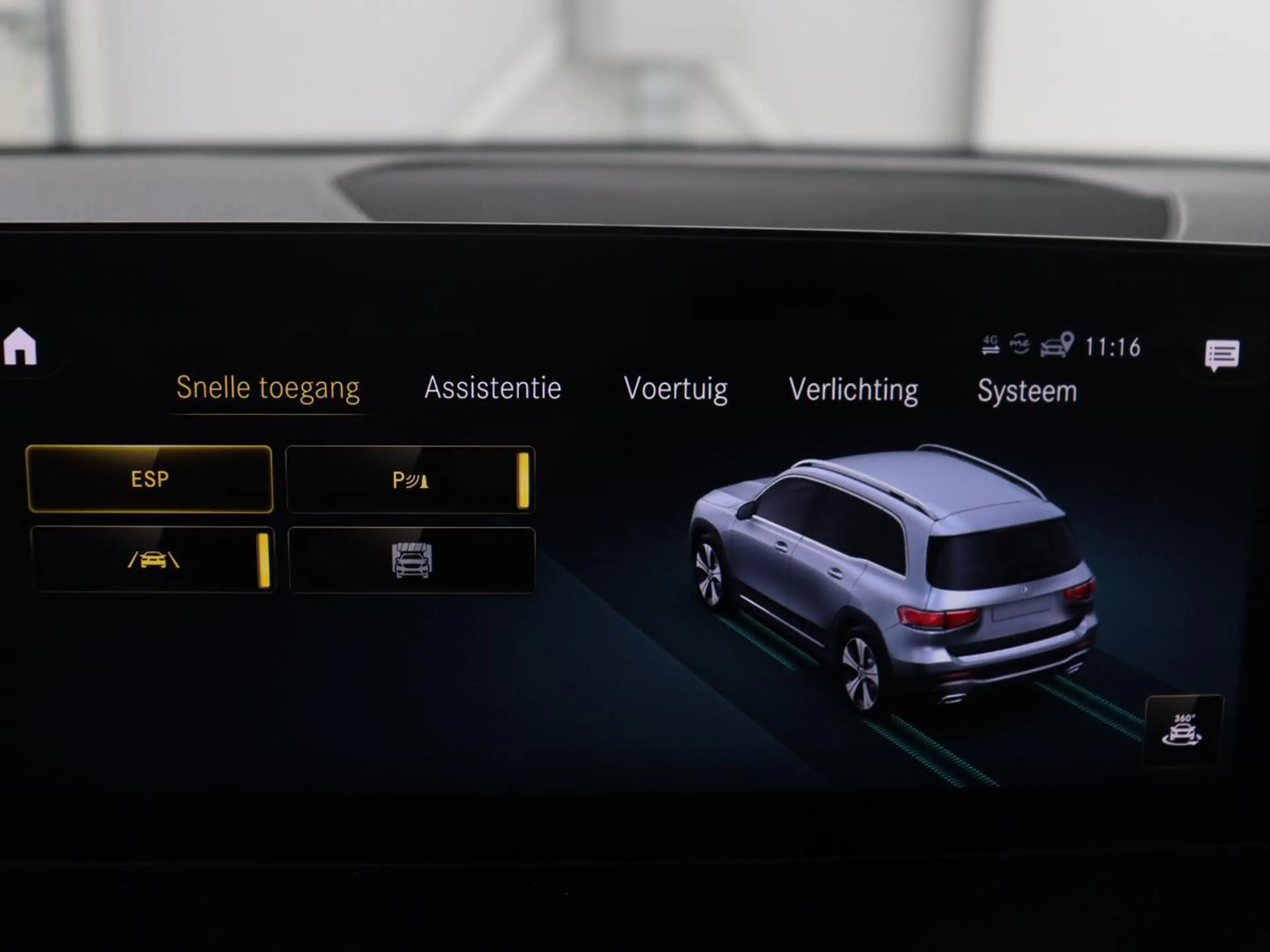 Mercedes-Benz GLB 200 Business Solution AMG | Panoramadak | Memory | Led — photo 33