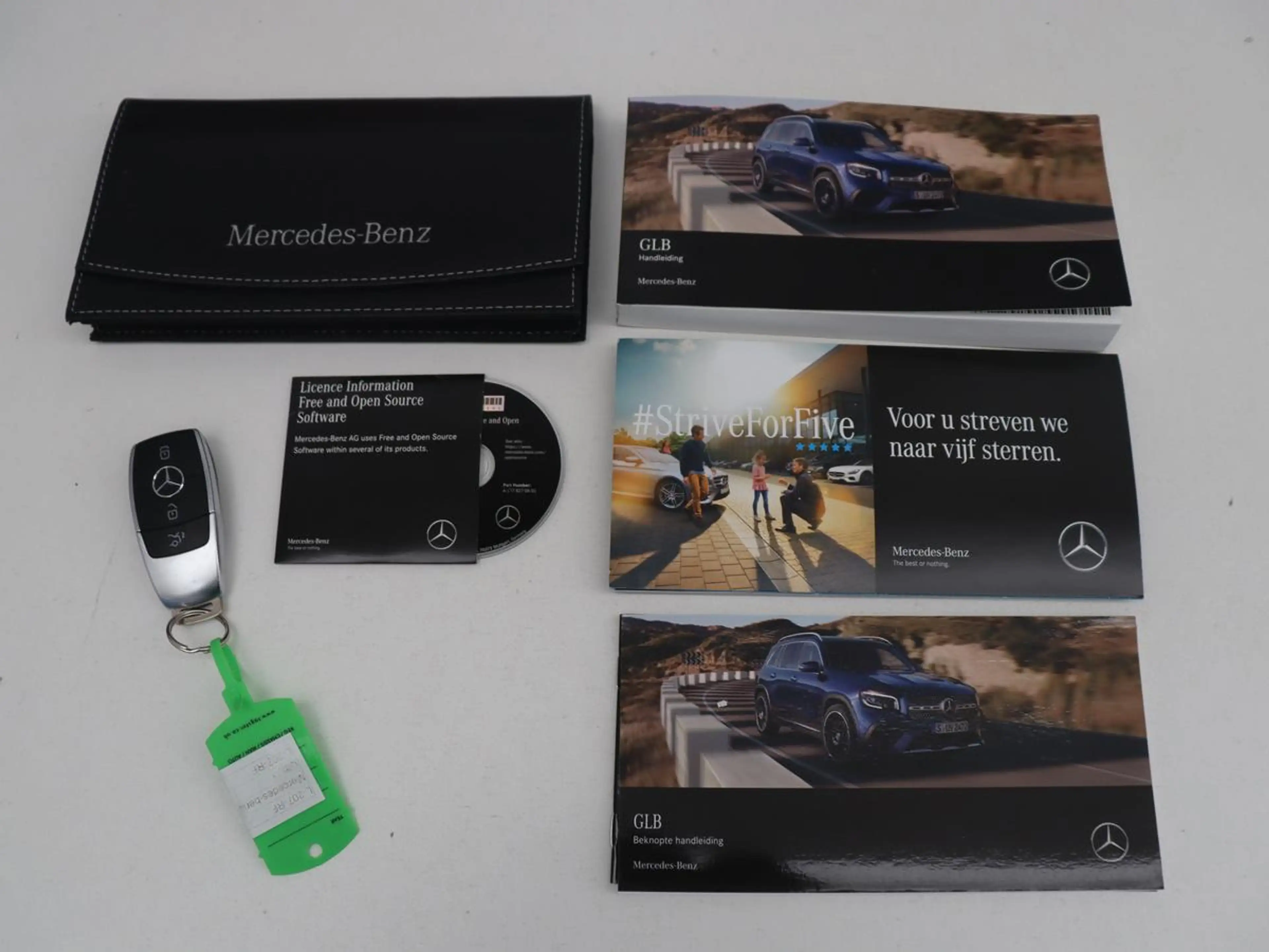 Mercedes-Benz GLB 200 Business Solution AMG | Panoramadak | Memory | Led — photo 16