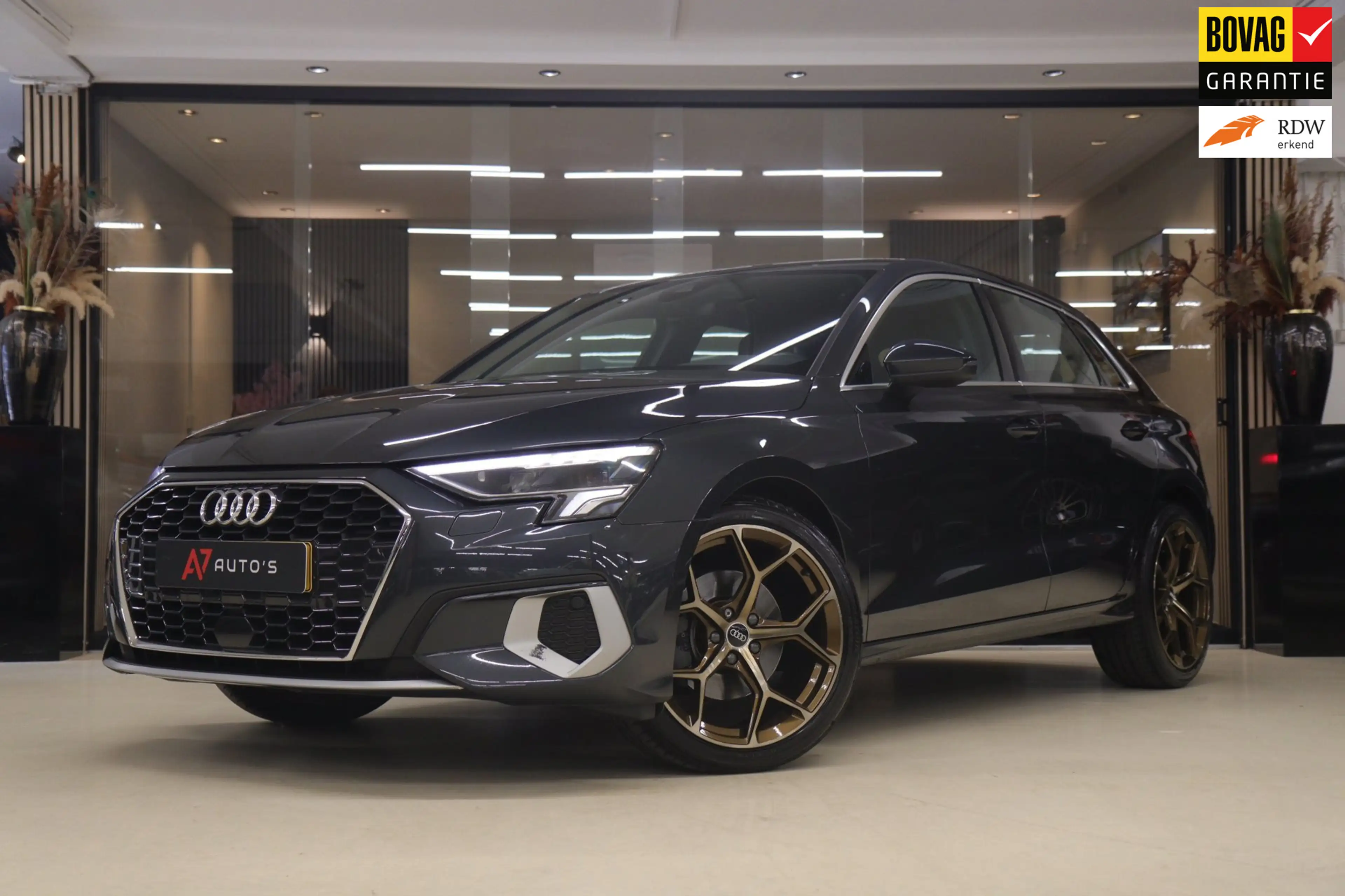 Audi A3 Sportback 30 TFSI Business edition NAP /CARPLAY/AC