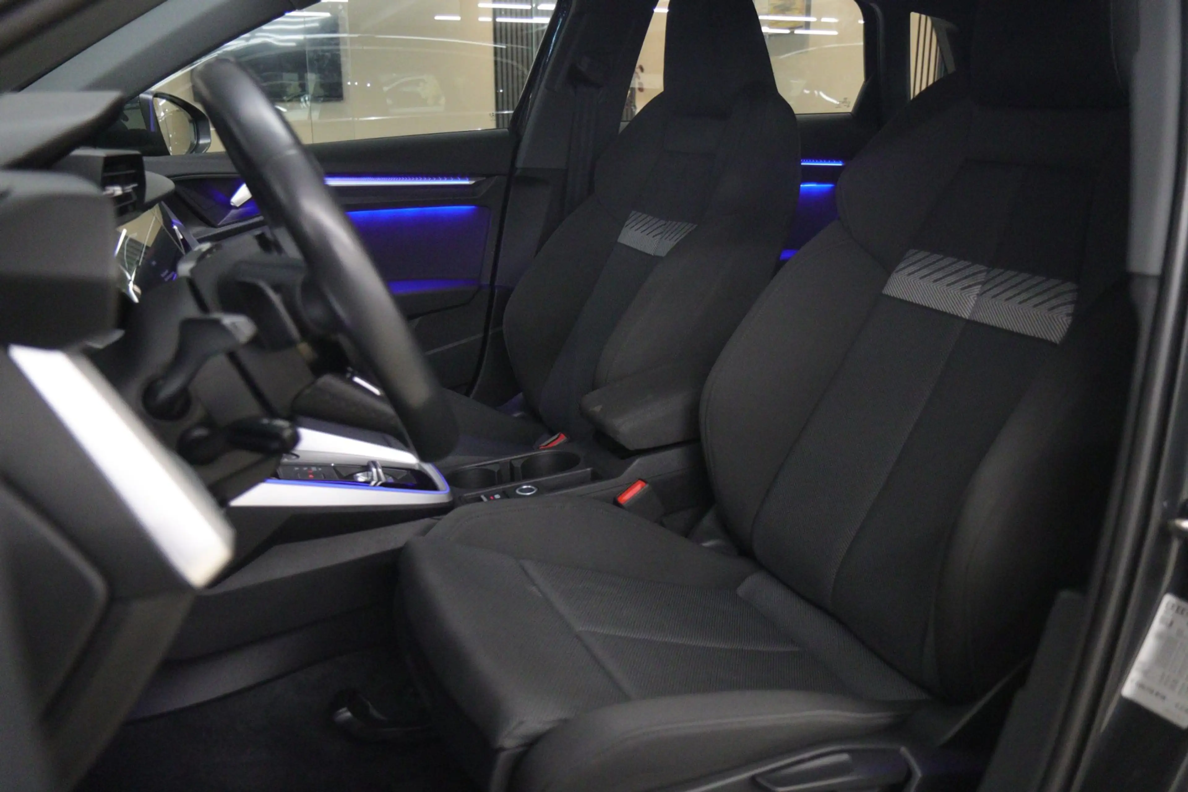 Audi A3 Sportback 30 TFSI Business edition NAP /CARPLAY/AC — photo 12