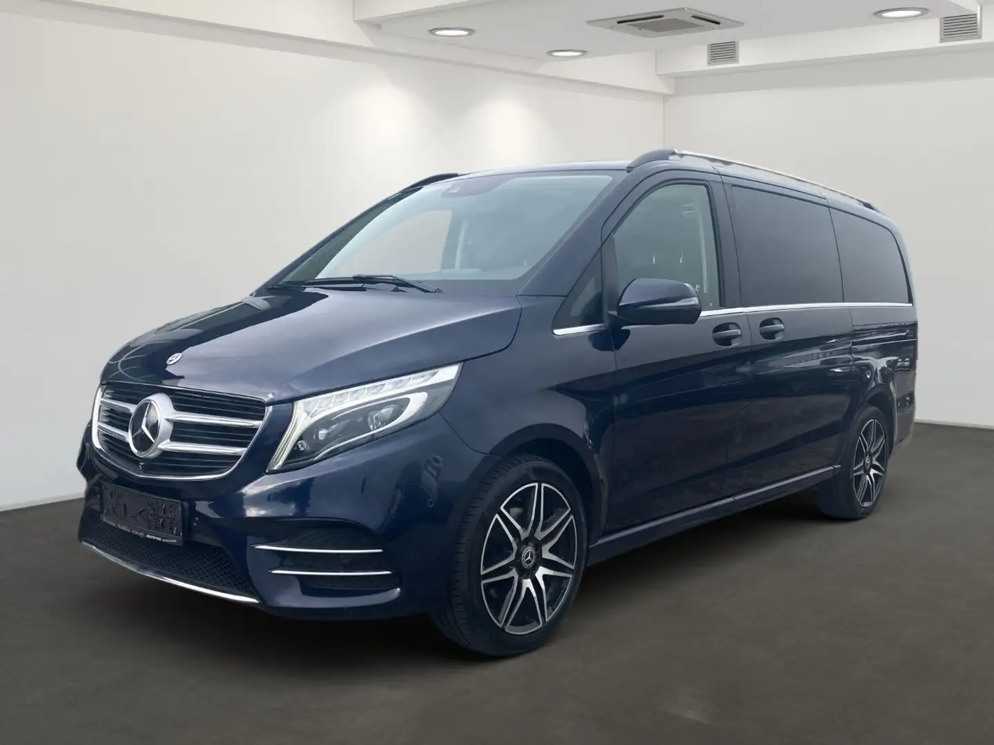 Mercedes-Benz V 250 d 4MATIC EXCLUSIVE Lang AUT LED AMG  Shz Blau - 2