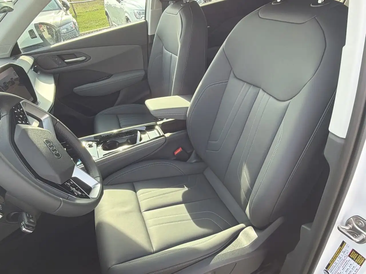 Audi Q3 снимка Audi Q3