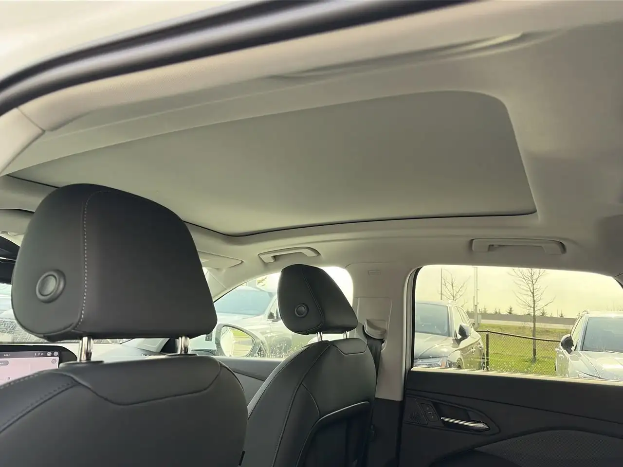Audi Q3 снимка Audi Q3