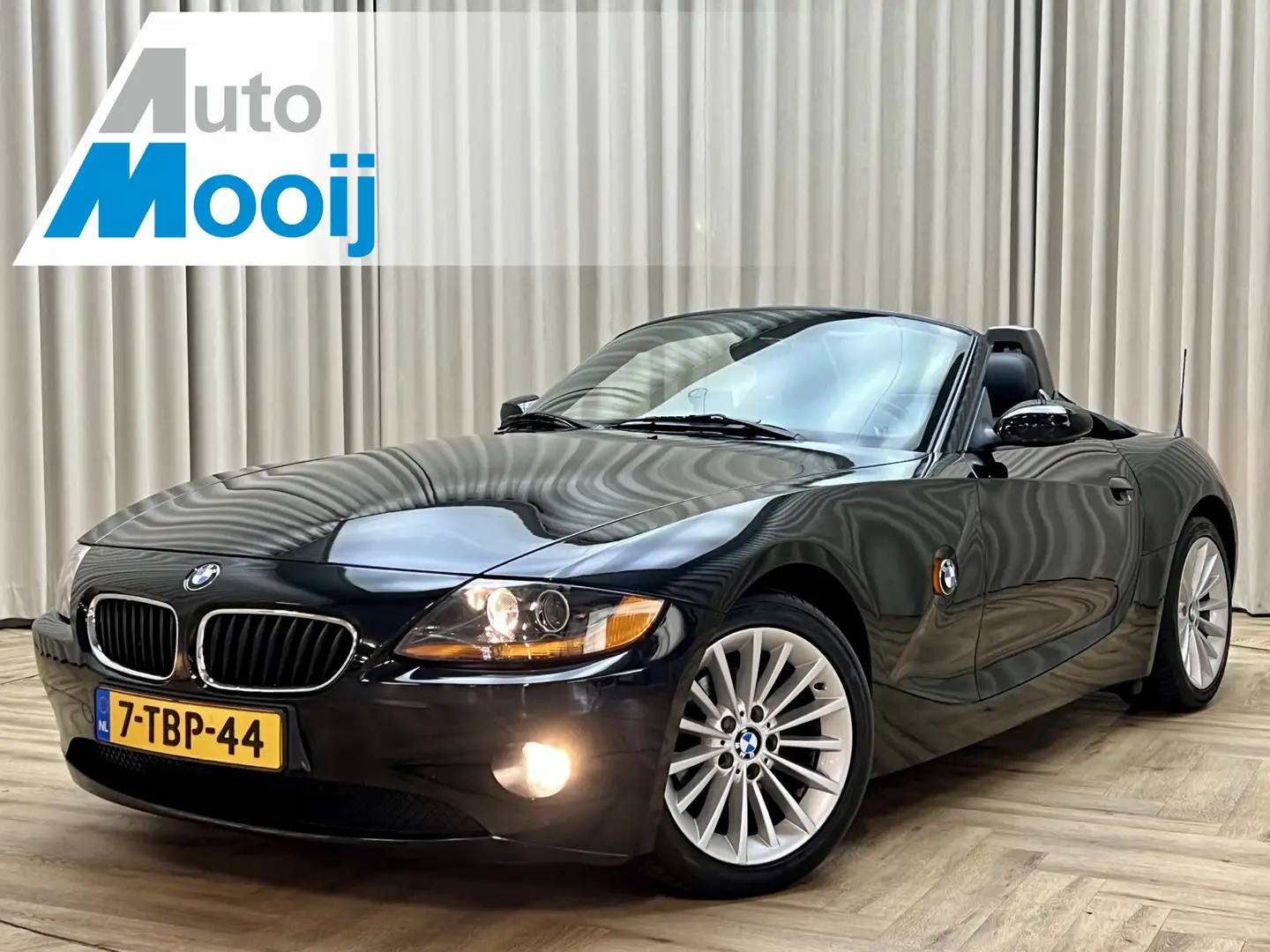 BMW Z4 Roadster 2.0i S *Navigatie + Camera* Leder / Stoel Zwart - 1