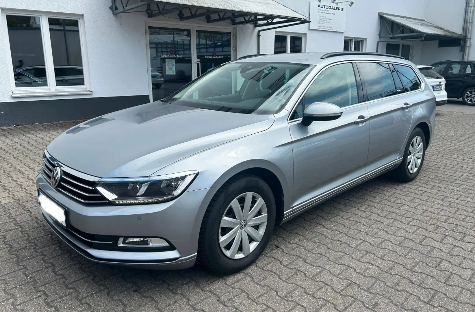 Volkswagen Passat Variant Comfort BMT DSG VIRTUAL/LED/ACC Plateado - 1