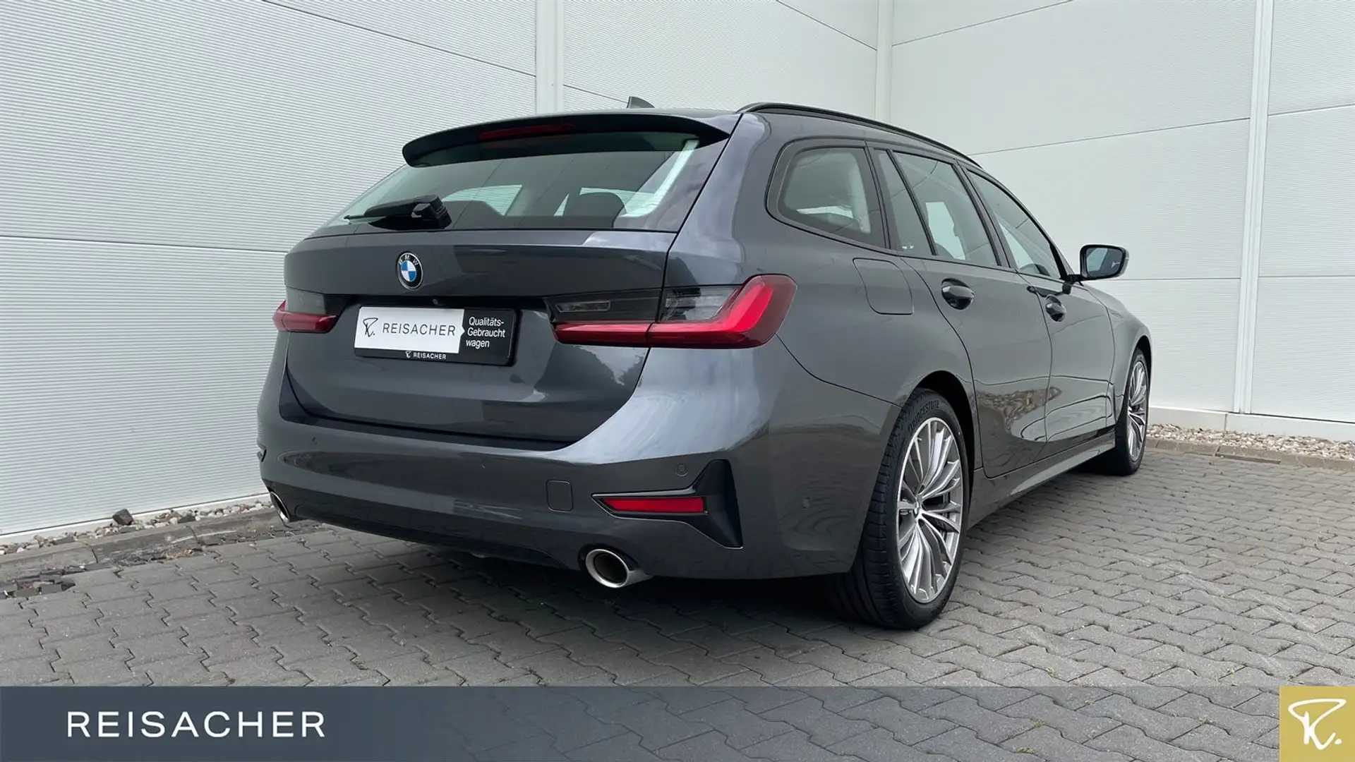 BMW 320 i A Tou Sport Line,LCPro.AHK,RFK,HIFI,DAB Gris - 2