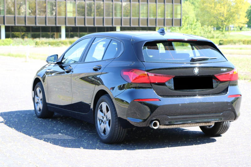 BMW 118 i Advantage Business Navi PDC SHZ — photo 5