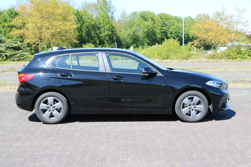 BMW 118 i Advantage Business Navi PDC SHZ — photo 2