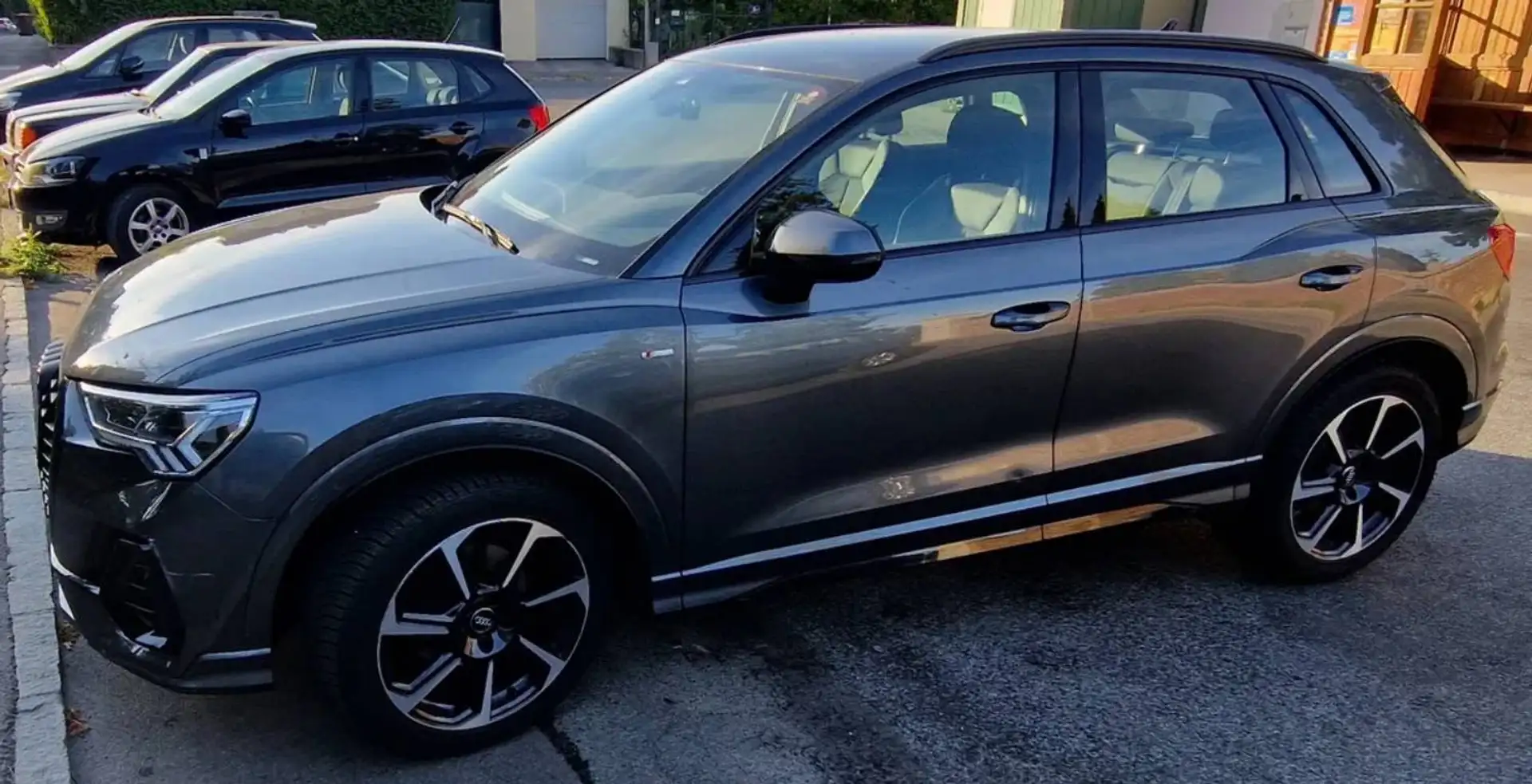 Audi Q3 Q3 35 TFSI S-tronic S-line S-line Silber - 1