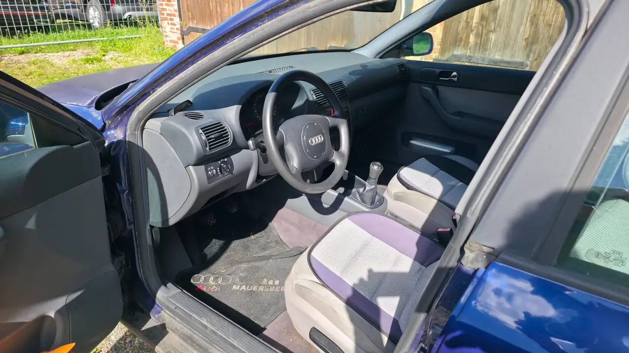 Audi A3 1.8 Attraction Klima, foto 5
