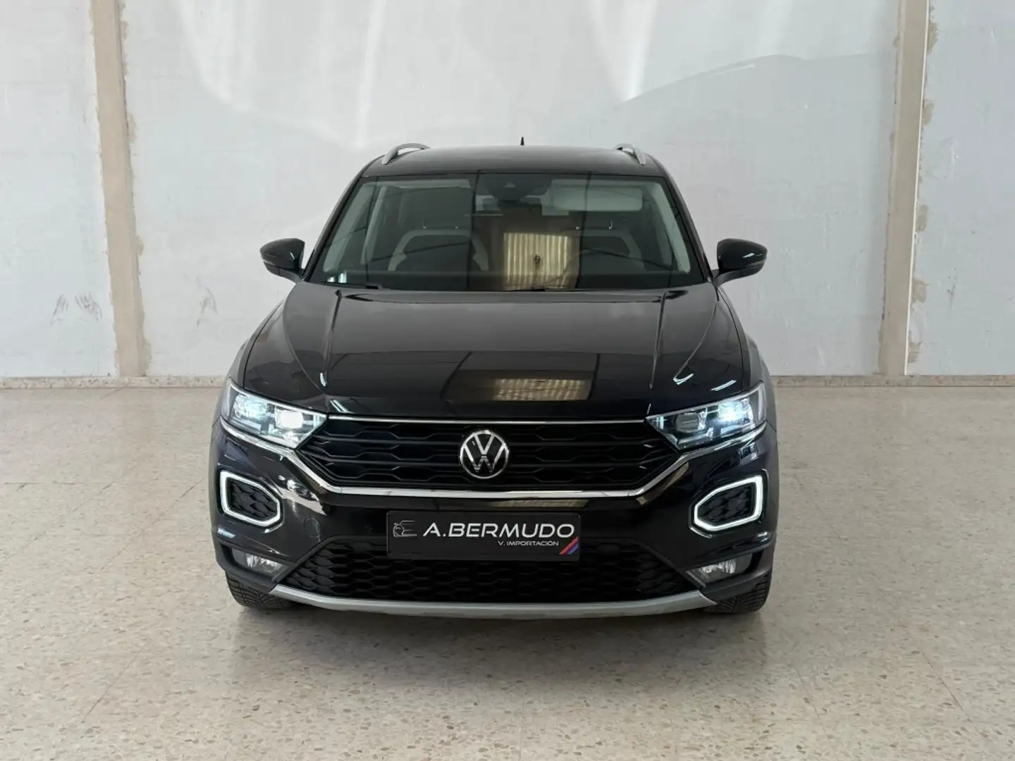 Volkswagen T-Roc 1.5 TSI Advance DSG7 Negro - 2