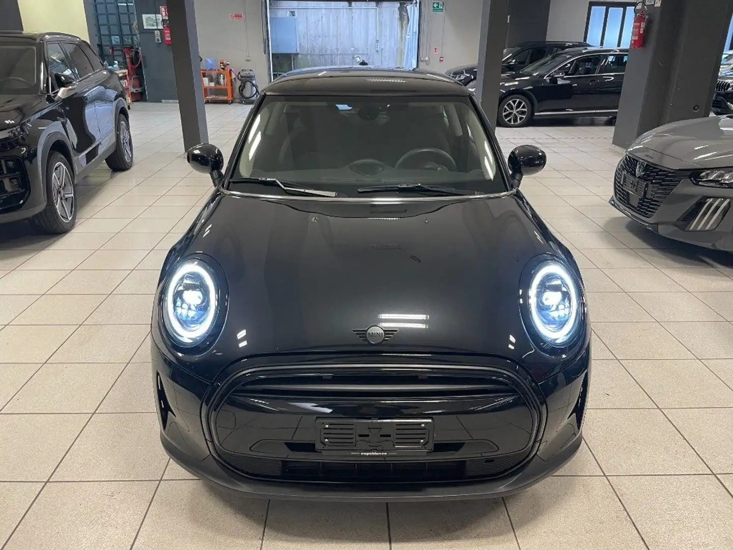 MINI One 1.5 Essential 102CV--13.600KM--LED Noir - 2