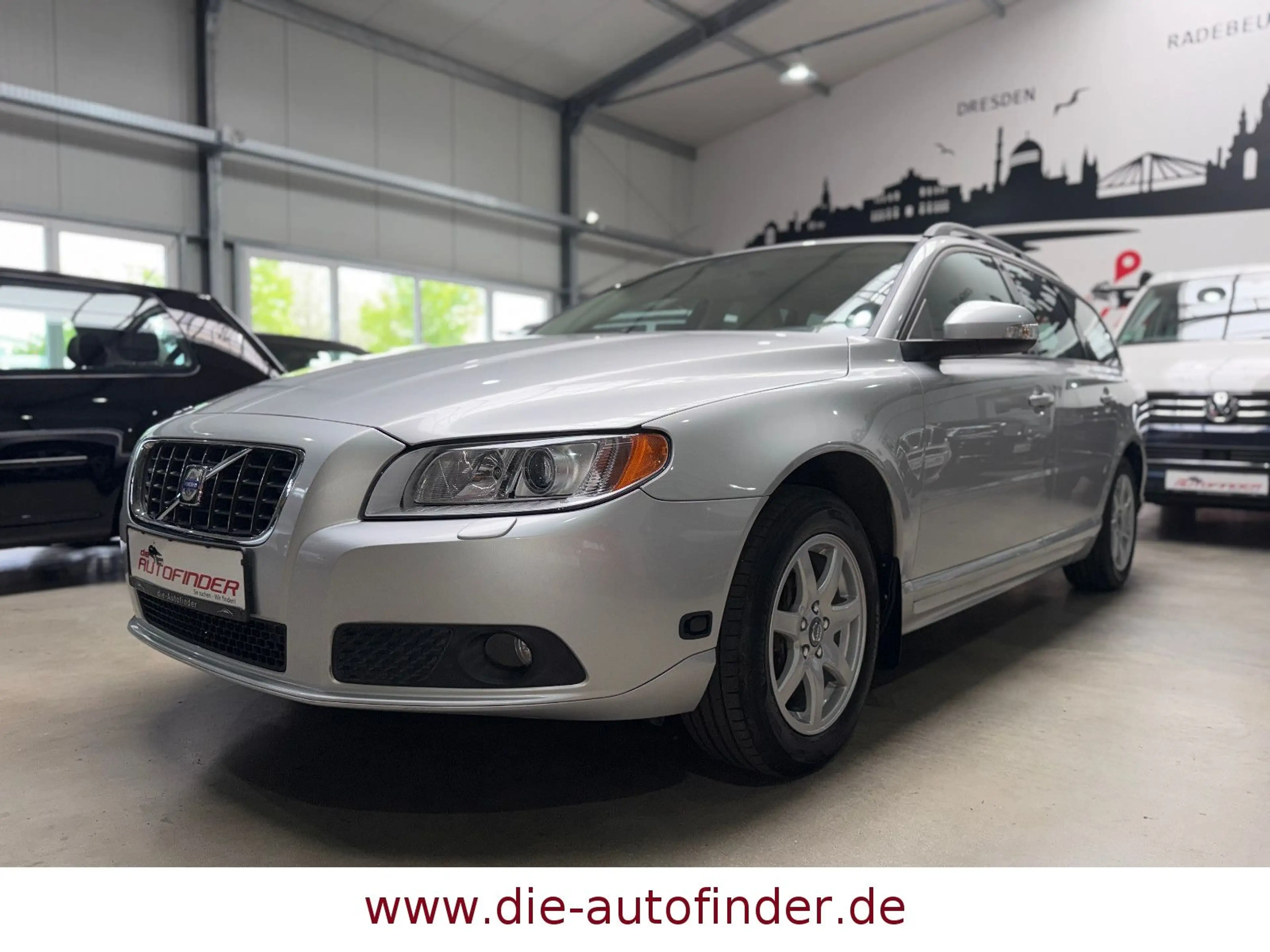 Volvo V70 Kombi 2.5T Polestar Xenon,Leder,AHK