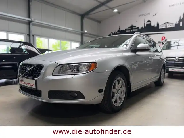 Volvo V70 Kombi 2.5T Polestar Xenon,Leder,AHK