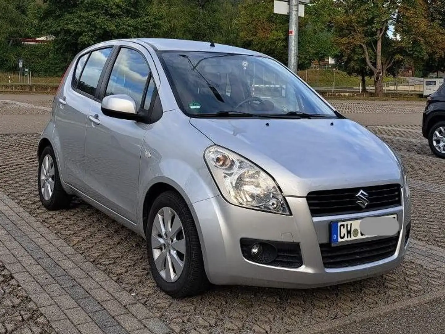 Suzuki Splash Splash 1.2 Automatik Comfort Silber - 2