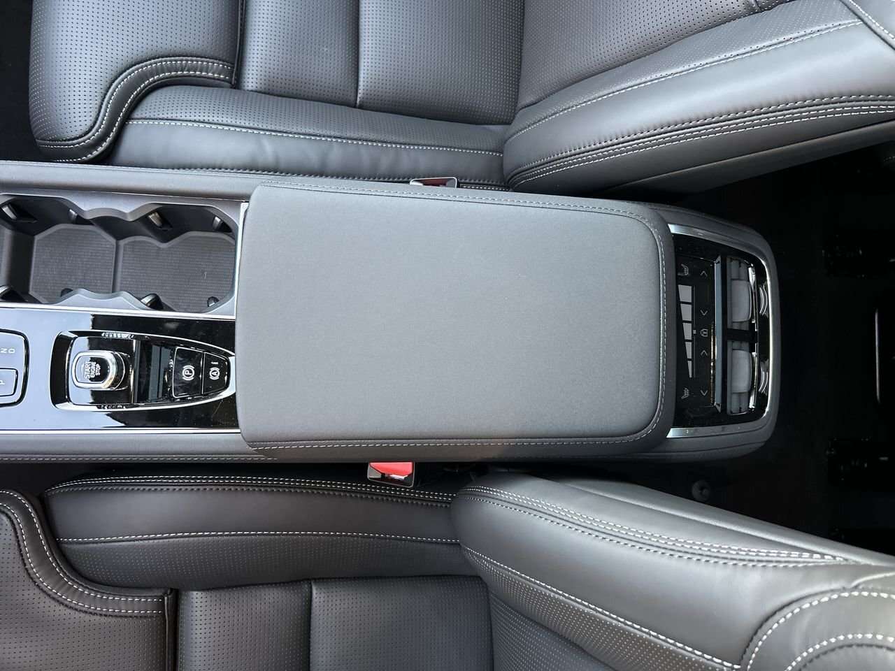 2026 Volvo XC90 Ultra 7-Seater (Dark Theme) Air Suspension | HUD | thumb 28