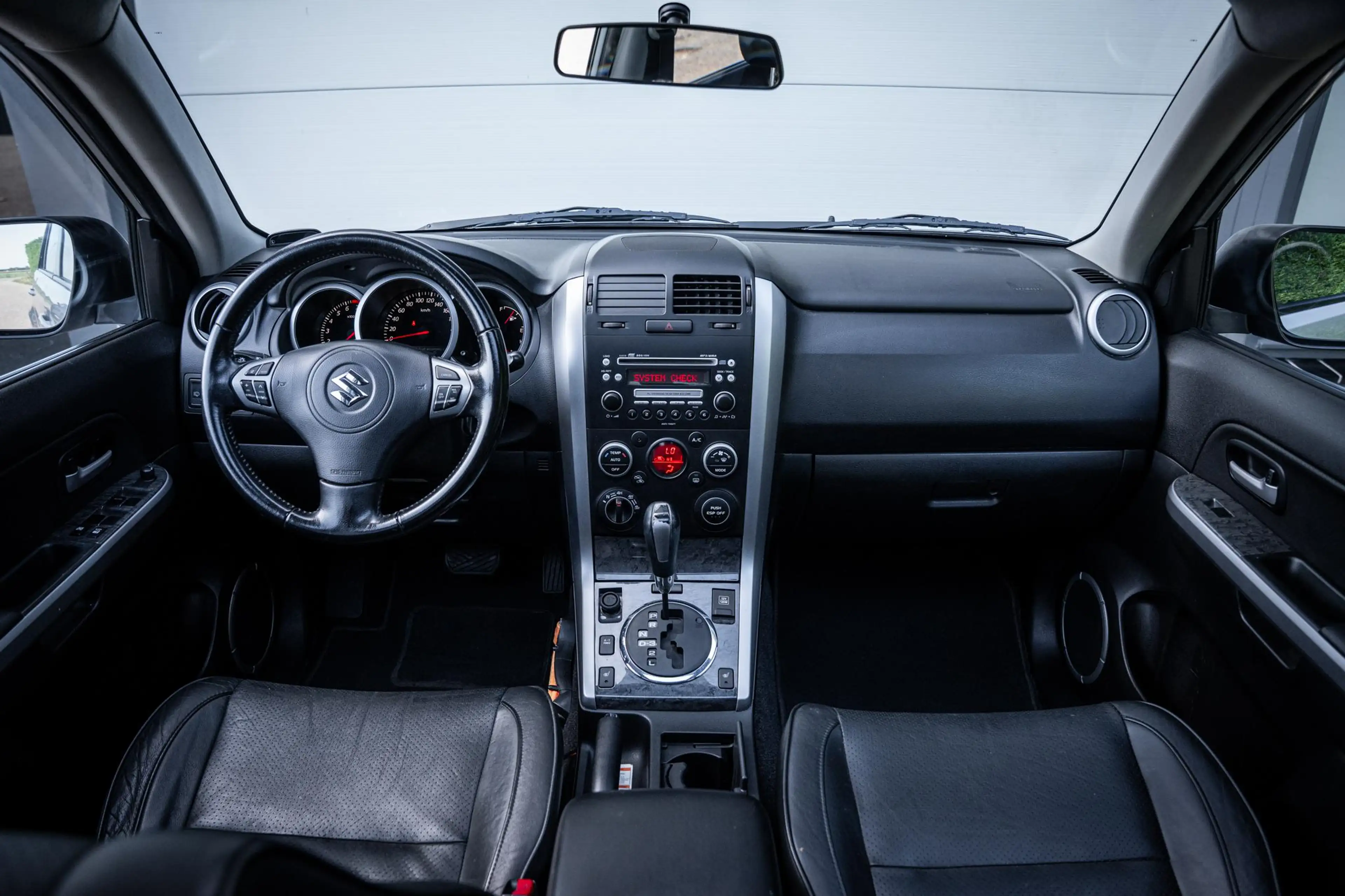 Suzuki Grand Vitara 2.4 4WD 169pk AUT High Executive |Schuifdak|Leder| — photo 24