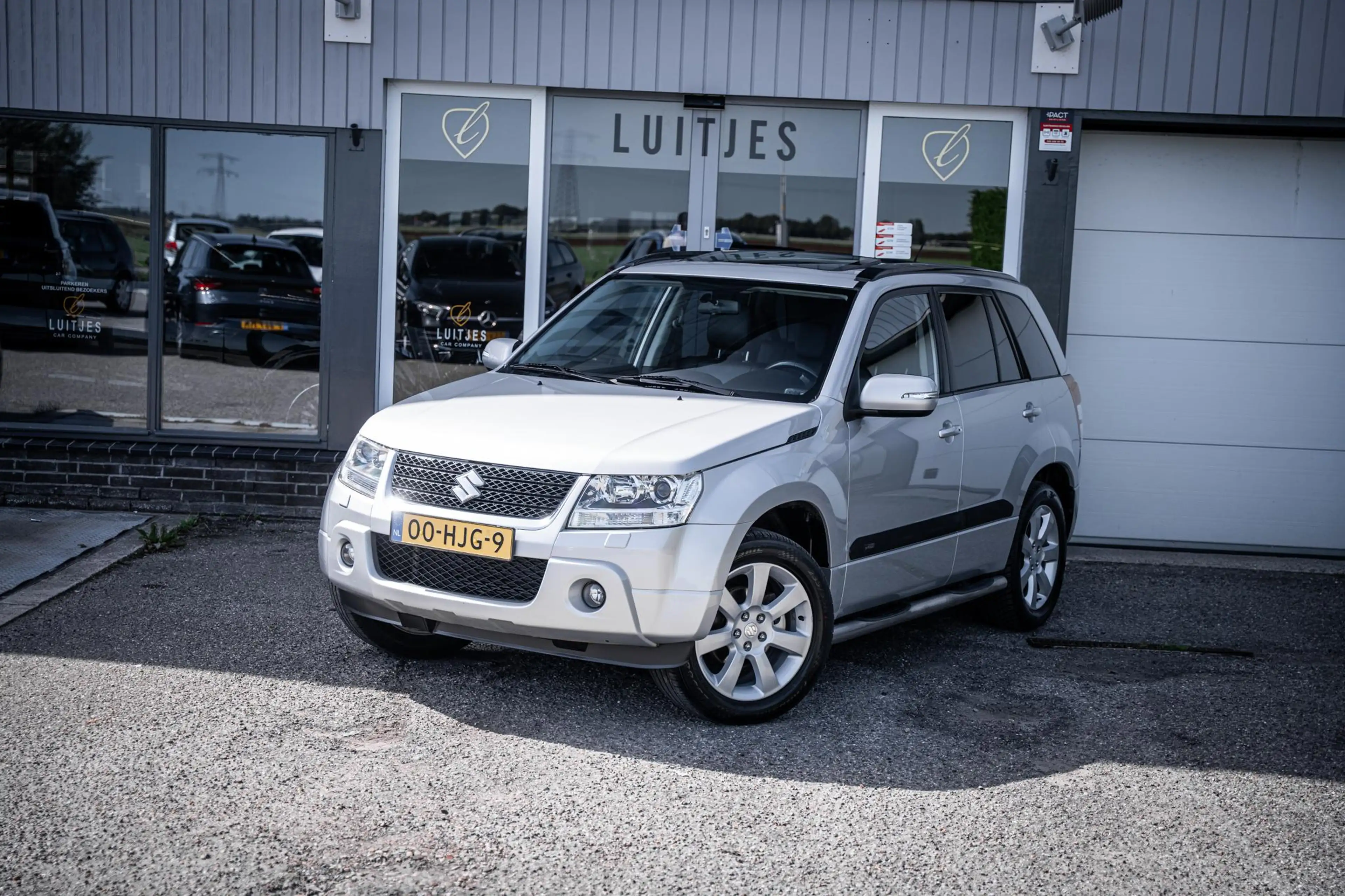 Suzuki Grand Vitara 2.4 4WD 169pk AUT High Executive |Schuifdak|Leder| — photo 18