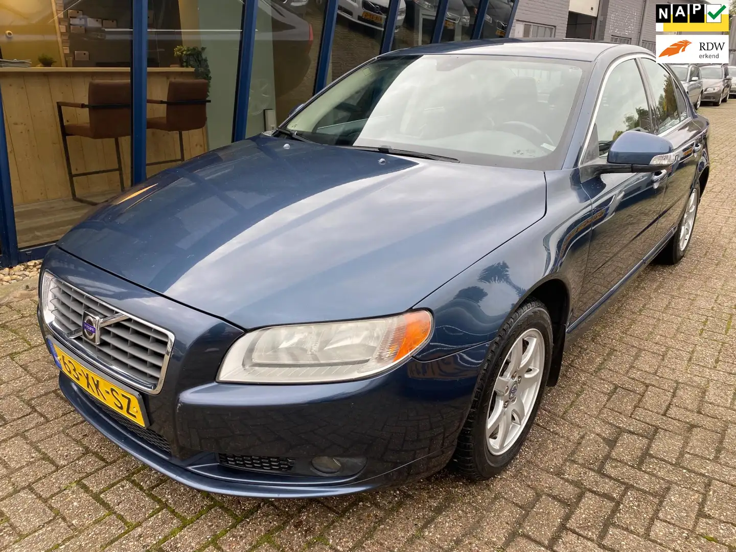 Volvo S80 2.5 T Momentum Automaat LEER / NAVI / TREKHAAK Blauw - 1
