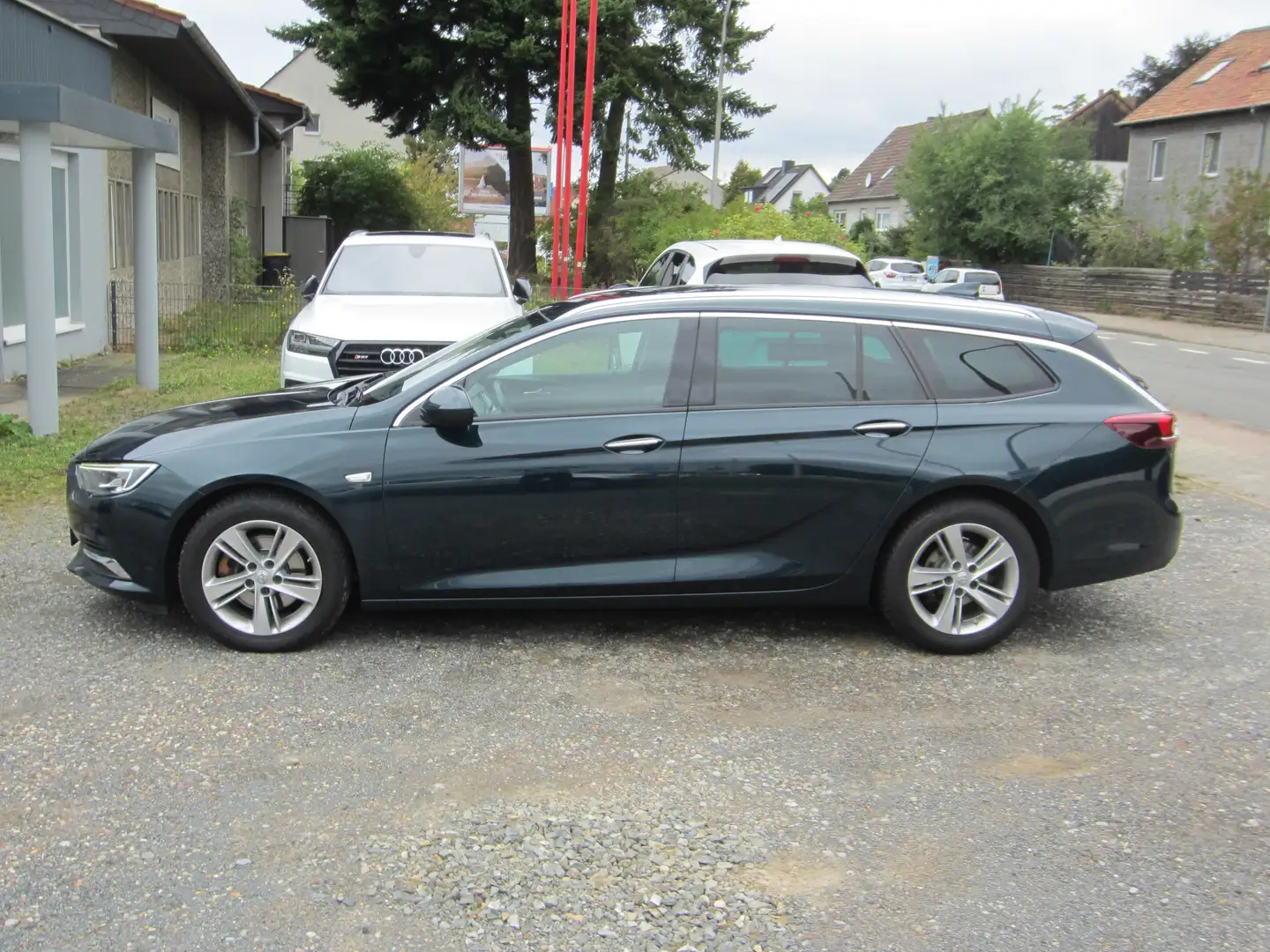 Opel Insignia Innovation Automatik AHK Grün - 2