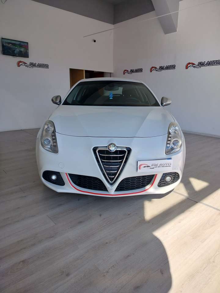 Alfa Romeo Giulietta Giulietta III 2010 2.0 jtdm(2) Distinctive 140cv