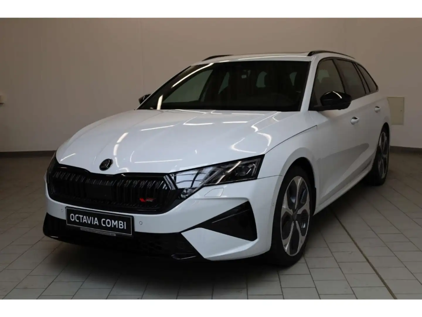 Skoda Octavia Combi 2.0 TSI RS Wit - 2