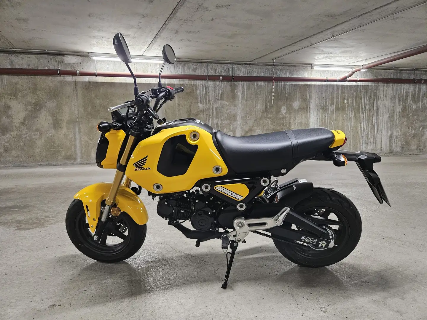 Honda MSX 125 Amarillo - 2