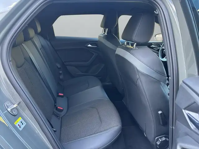 Audi A1 view 12