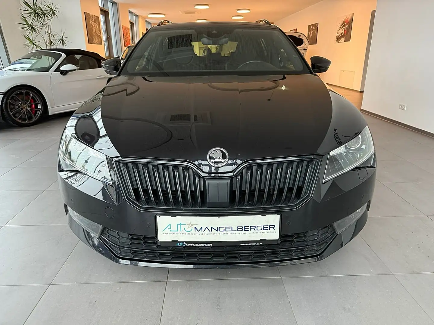 Skoda Superb Kombi 2,0 TDI Sportline DSG, Panoramadach, Komf... Schwarz - 2