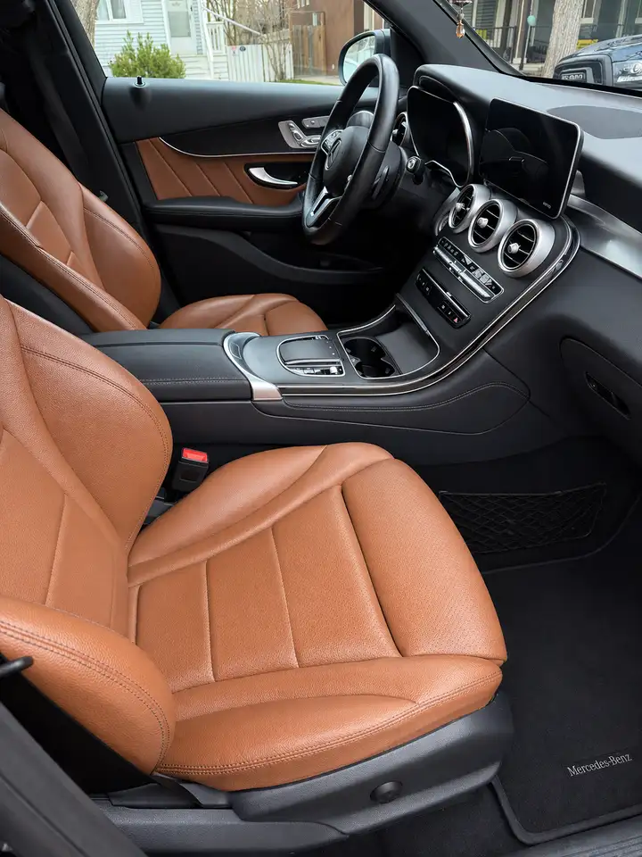 Mercedes-Benz GLC снимка Mercedes-Benz GLC