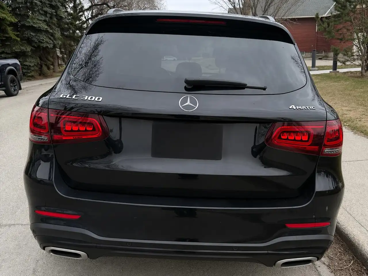 Mercedes-Benz GLC снимка Mercedes-Benz GLC