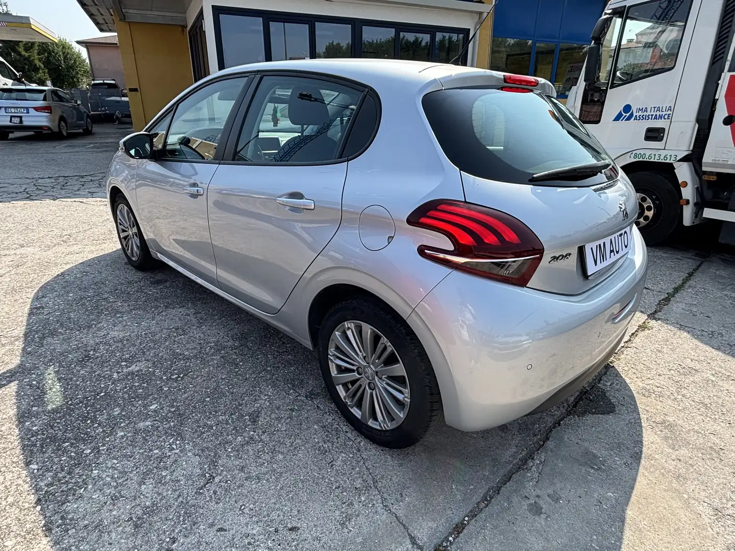 Peugeot 208 208 NEOP. 5p 1.2 puretech Allure 82cv Grau - 1