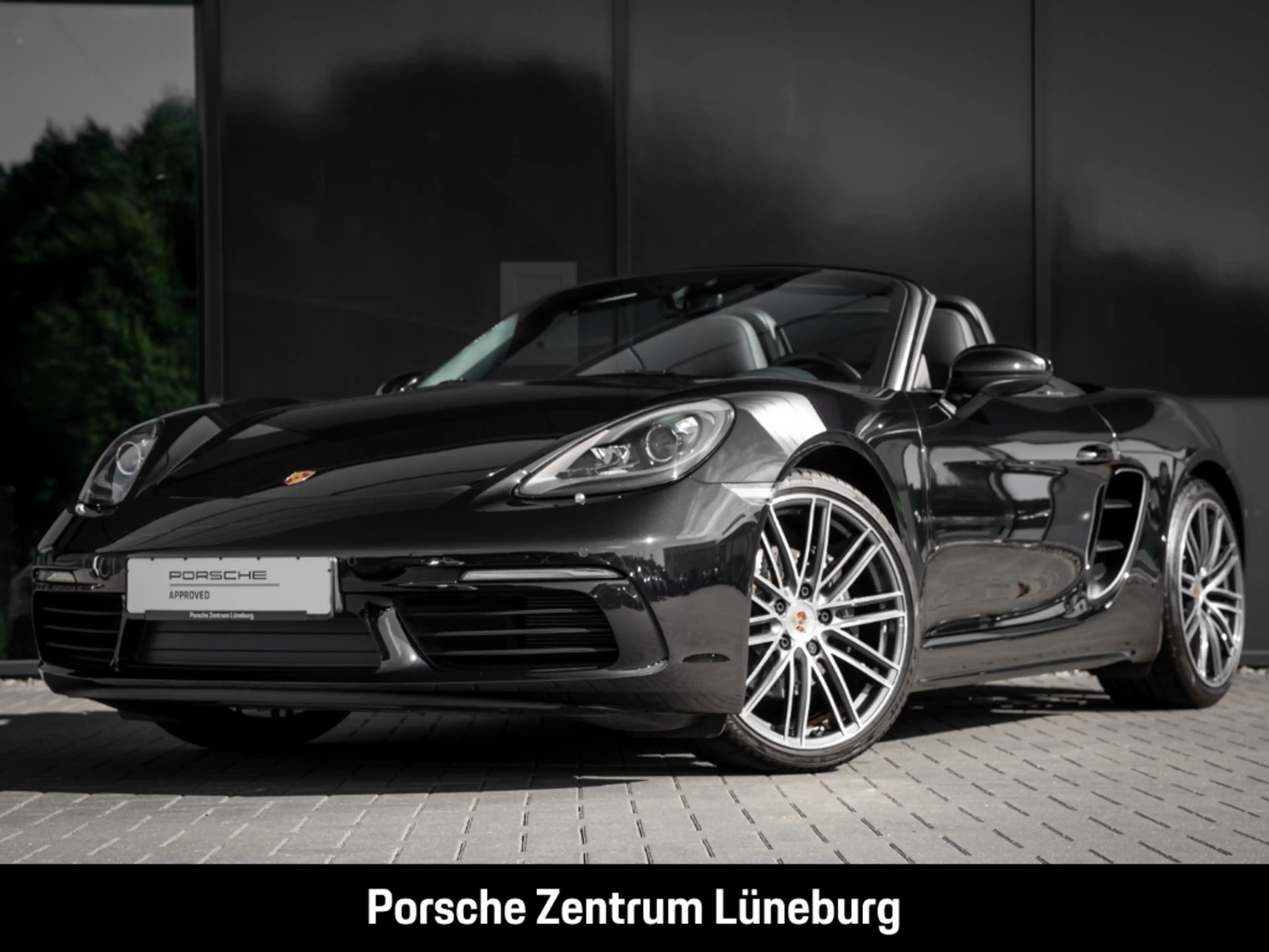 Porsche Boxster 718 BOSE Kamera Sportsitze nur 5.299 km