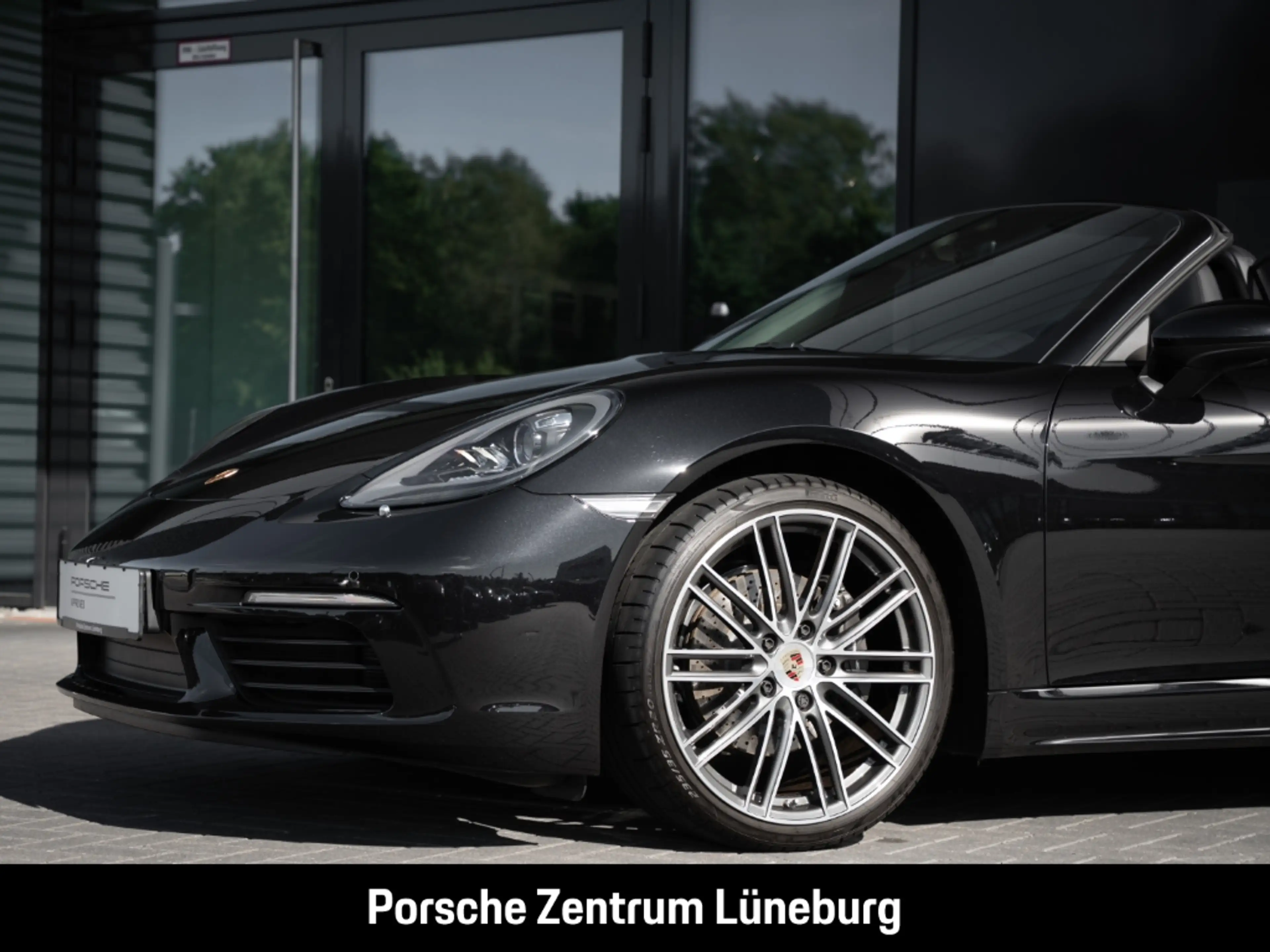 Porsche Boxster 718 BOSE Kamera Sportsitze nur 5.299 km — photo 9
