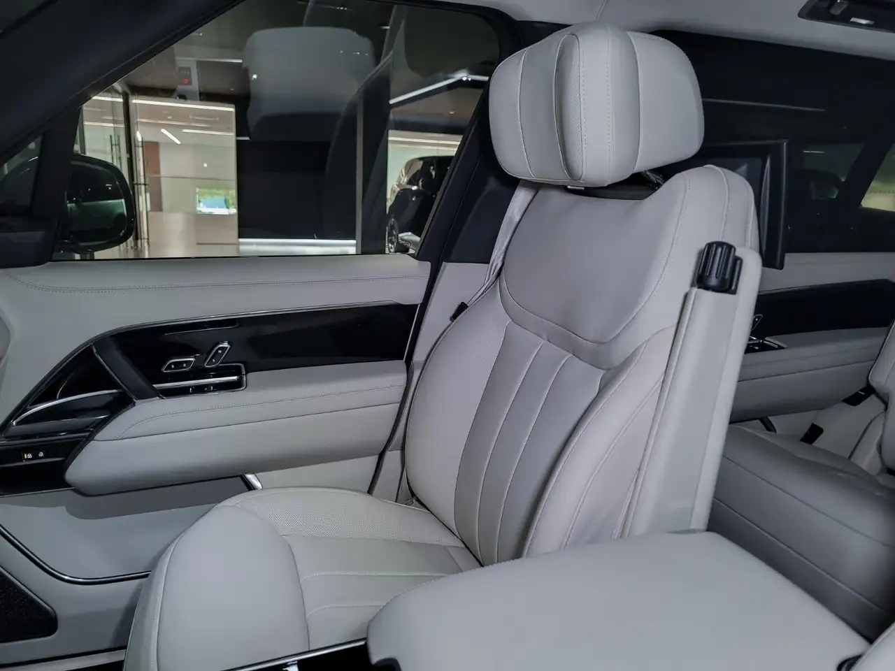 Land Rover Range Rover снимка Land Rover Range Rover