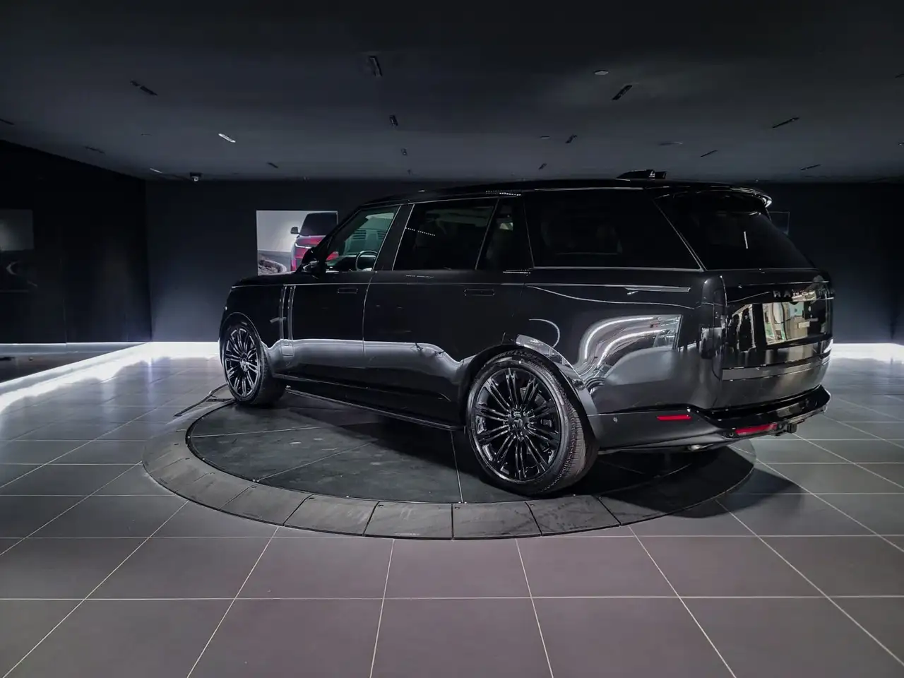 Land Rover Range Rover снимка Land Rover Range Rover
