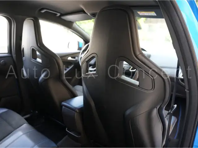 Ford Focus view 10