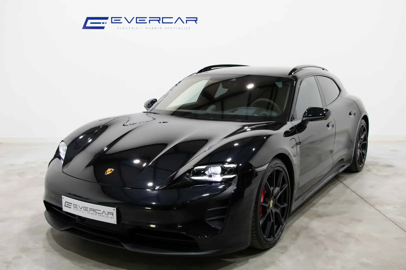 Porsche Taycan Sport Turismo GTS ***PANO*BOSE*SPORT CHRONO*** Negro - 1