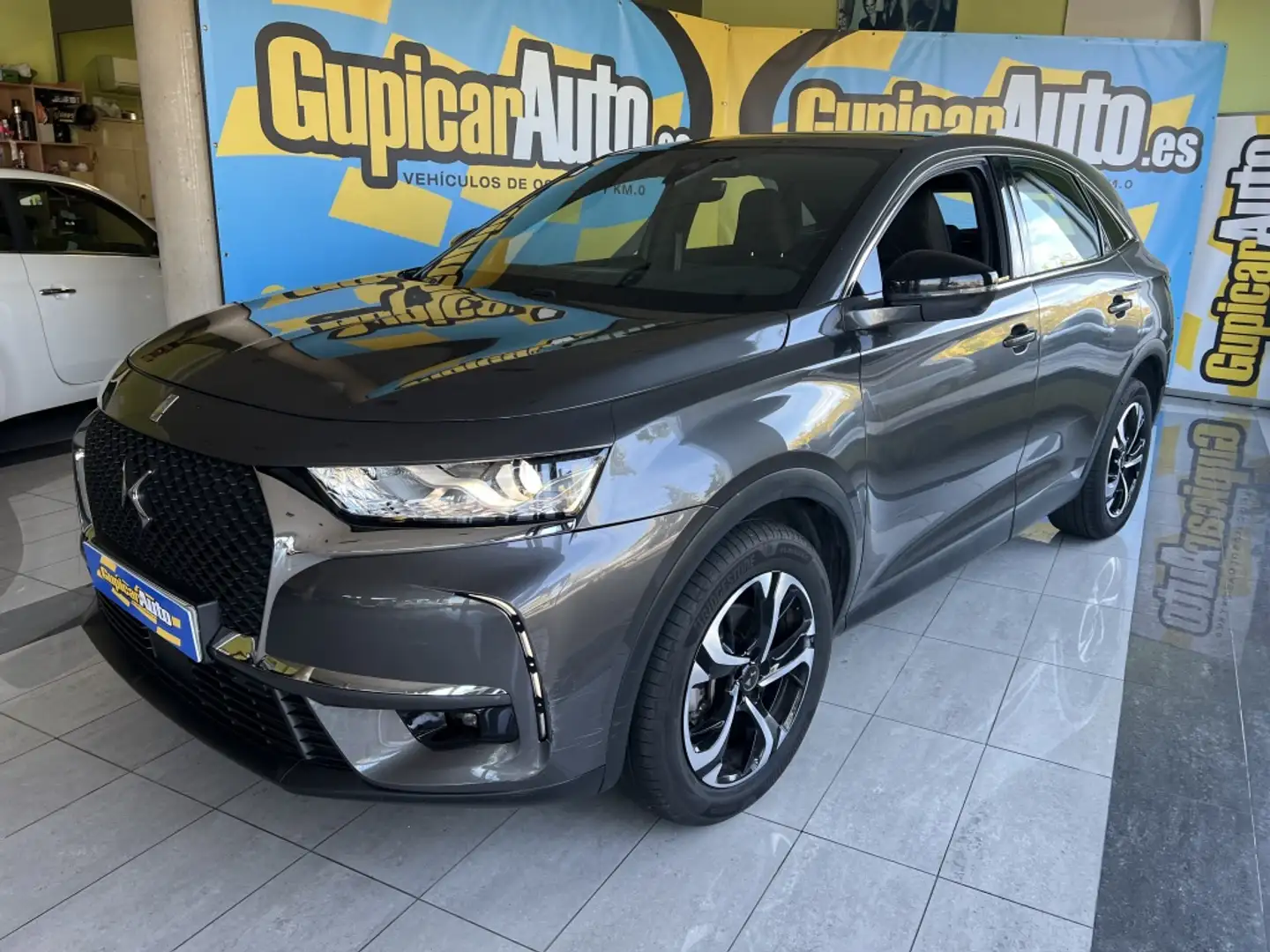 DS Automobiles DS 7 Crossback 1.5BlueHDi Chic Aut. Gris - 1