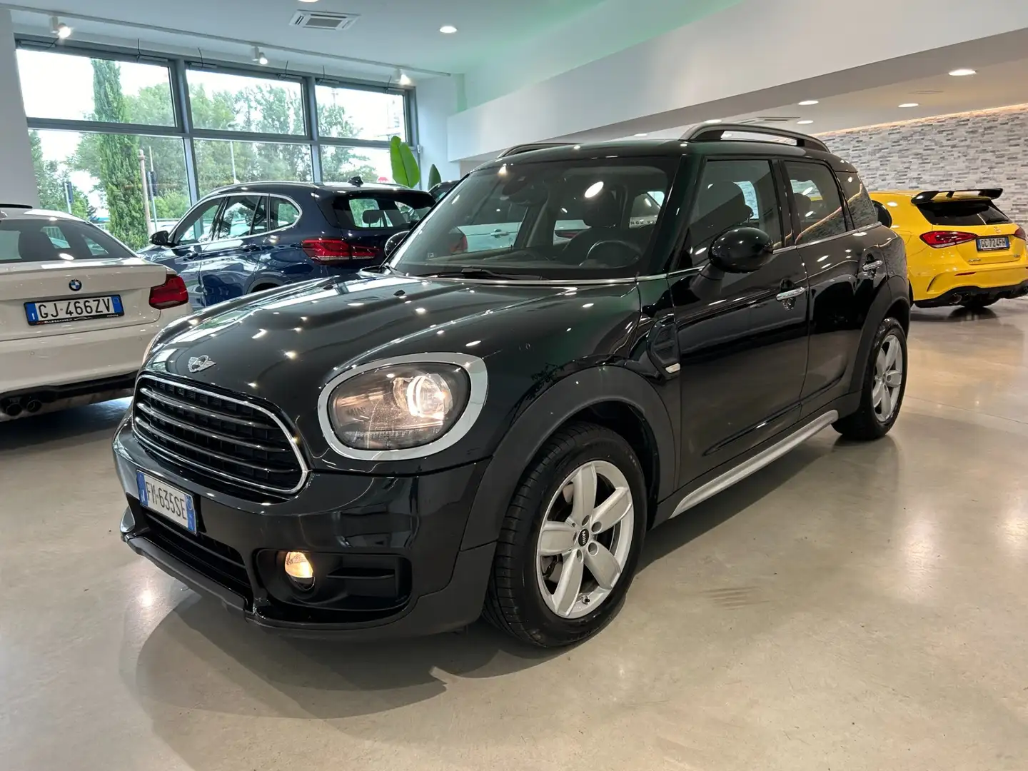 MINI Cooper D Countryman Mini 2.0 Cooper D Countryman Schwarz - 2