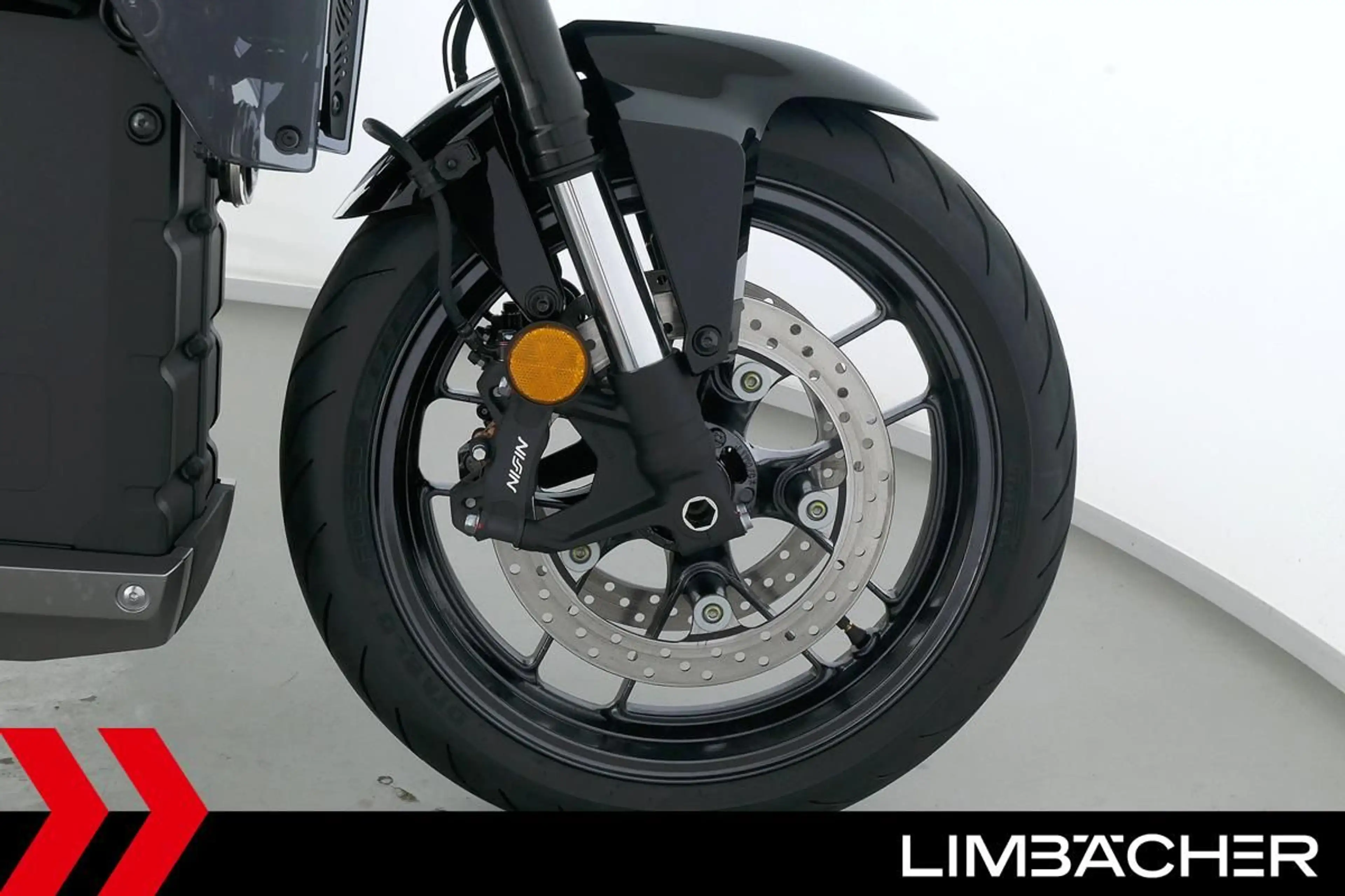 Honda WN7 Fahrmodi, Griffheizung, Keyless — photo 14
