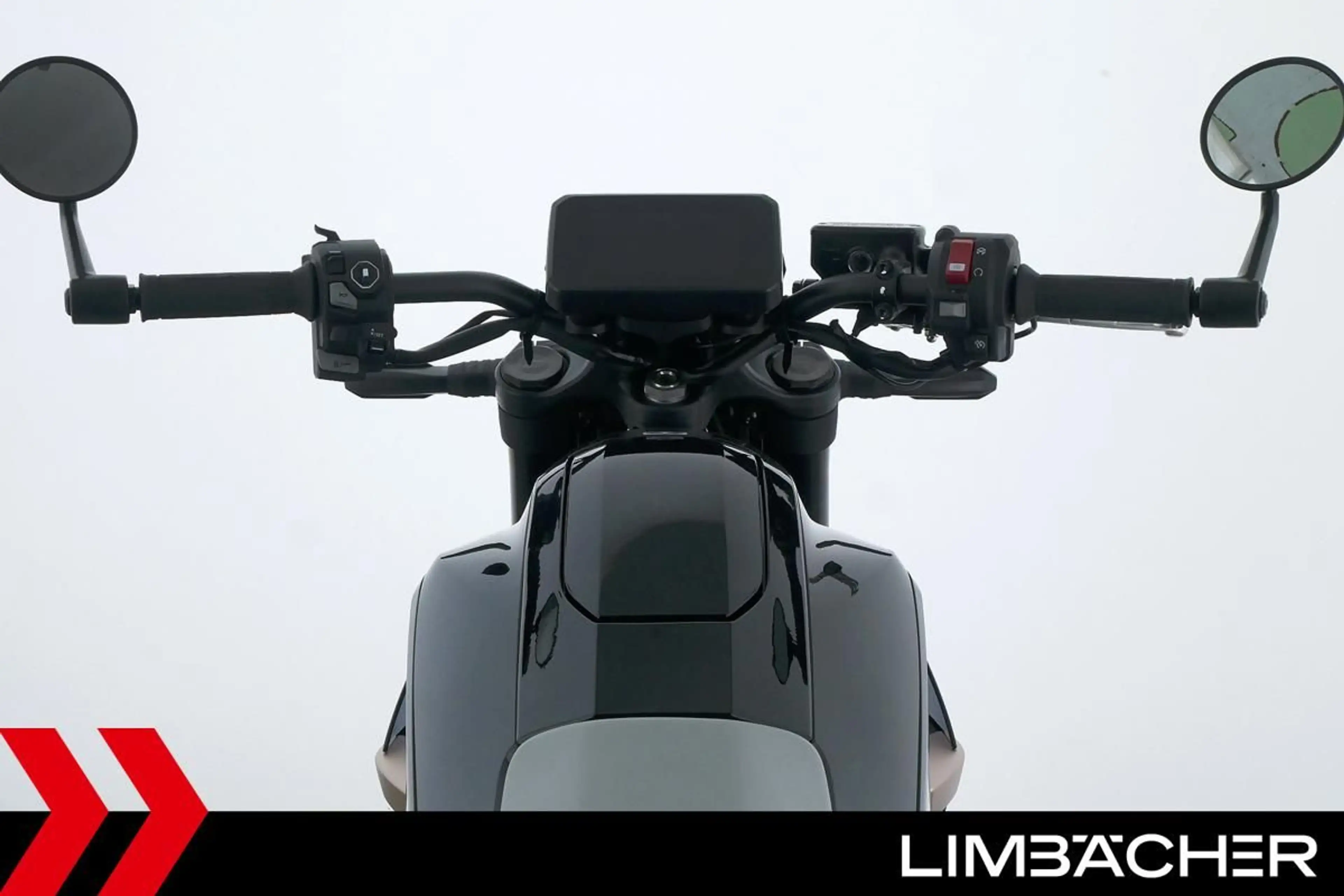 Honda WN7 Fahrmodi, Griffheizung, Keyless — photo 13