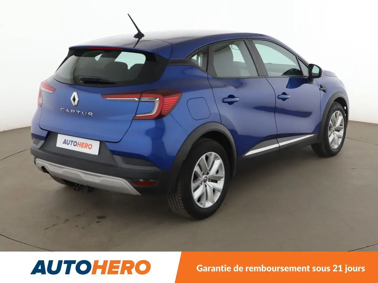 Renault Captur — photo 6