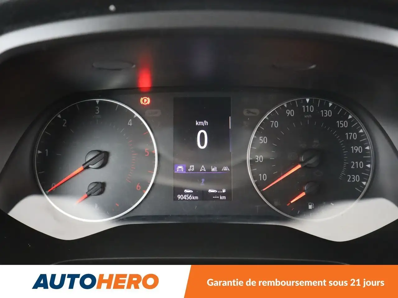 Renault Captur — photo 20